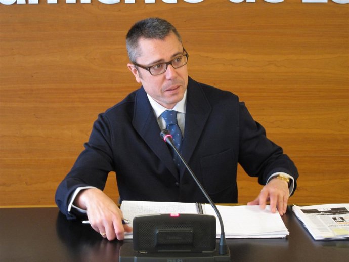 El Concejal Pedro Sáez Rojo