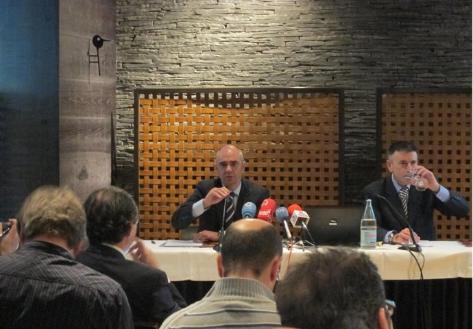 Xabier Egibar Y Joseba Madariaga (Caja Laboral)