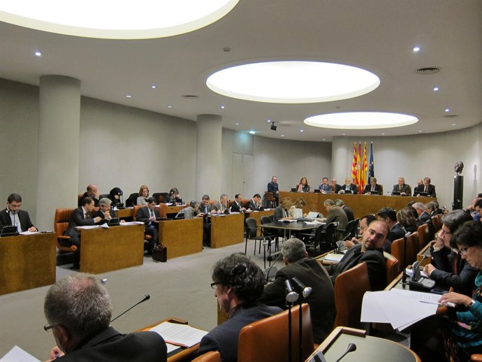 Pleno De La Diputación De Barcelona