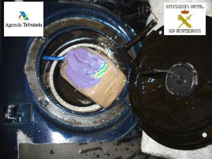 Droga Localizada En El Depósito De Gasolina