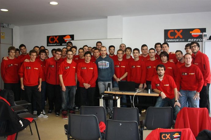 Xevi Pons Visita La Escuela De Monlau Competición