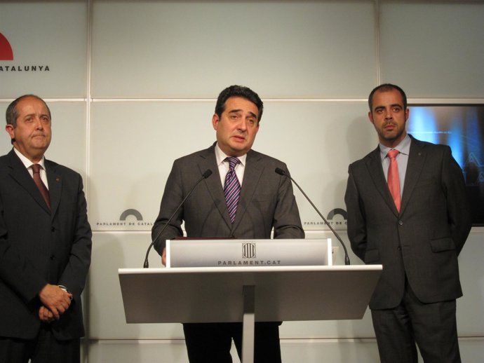 Manuel Bustos Junto Al Conseller Felip Puig Y Miquel Buch