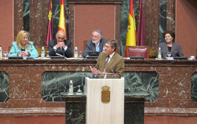 El Diputado Del Grupo Parlamentario Popular Juan Bernal 