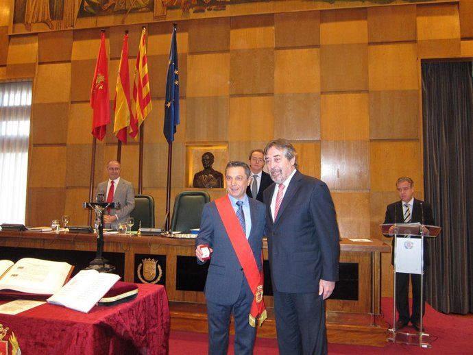 Miguel Ángel Velilla Y Juan Alberto Belloch