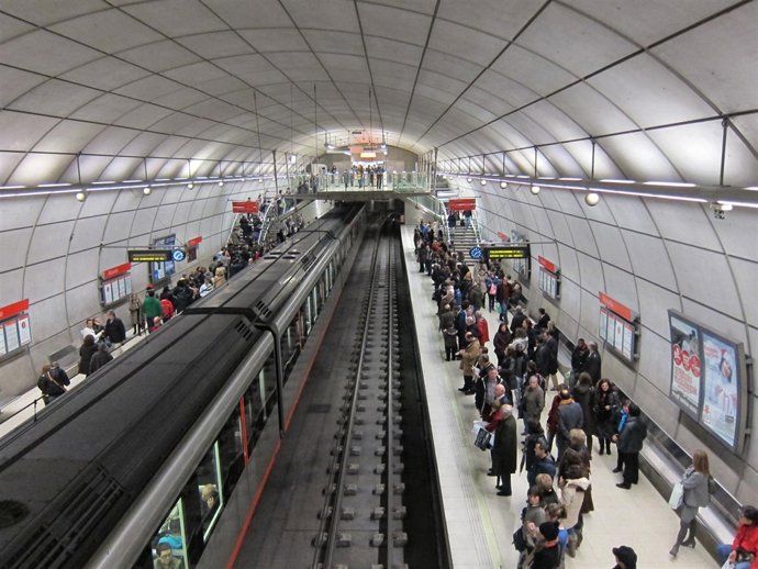 Estación  De Metro Bilbao