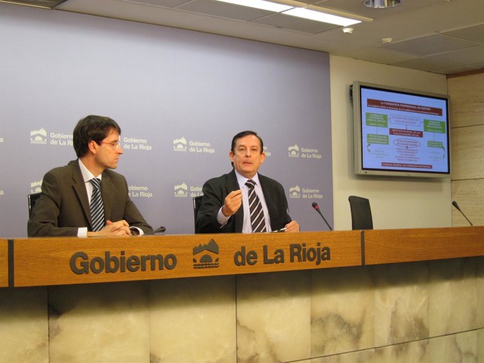 Erro Y Capellán Presentan Acreditación Certificados