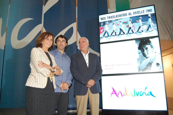 El Consejero De Turismo, Luciano Alonso, Con Martel Y El Chef José Carlos García