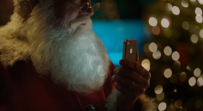 Santa Claus Usando El Iphone 4S Por Apple Youtube 