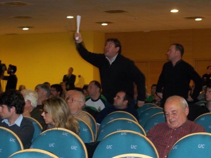 Bernardo Colsa En La Junta De Accionistas 