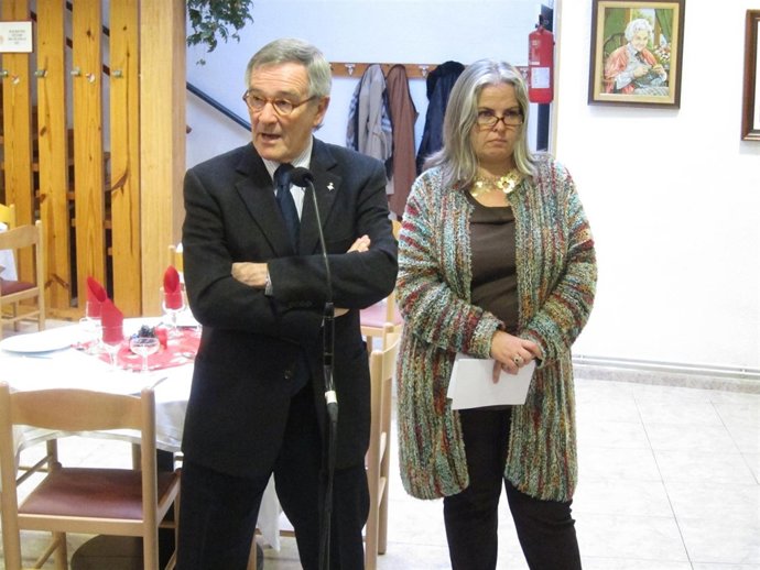 El Alcalde De Barcelona, Xavier Trias, Con La Teniente De Alcalde Maite Fandos