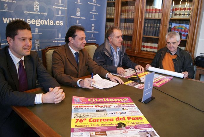 Presentación De La Carrera Del Pavo