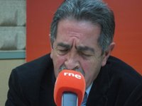 Revilla afirma que Zapatero "no tuvo agallas" al final para corregir la decisión de Blanco de parar el AVE