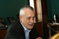 Griñán asegura que el TSJA a quien ha "reconvenido" ha sido al PP-A, que "miente" en sus papeles a la juez de los ERE