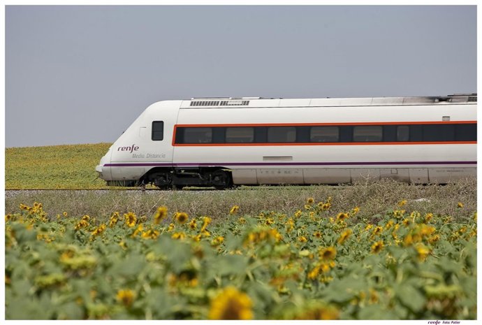 RENFE-tren-vias-viaje-turismo