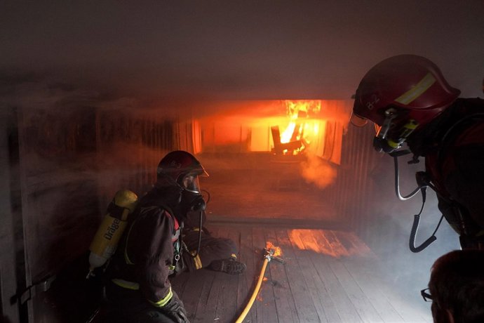 Intervención De Los Bomberos