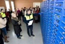 Imagen De Una Charla A Mayores Sobre Seguridad