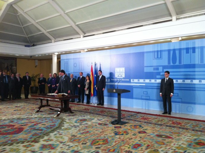 Moragas Y Nadal Toman Posesión De Su Cargo En Moncloa