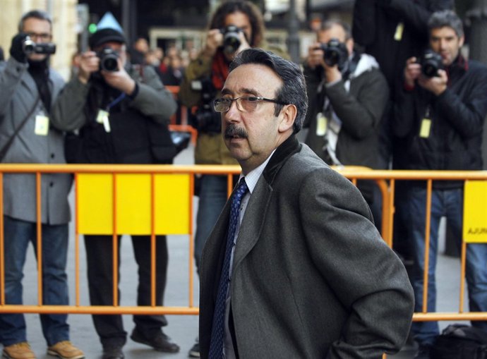 El Sastre José Tomás Declara En La Causa De Los Trajes