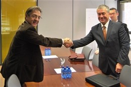 Los Firmantes Del Acuerdo