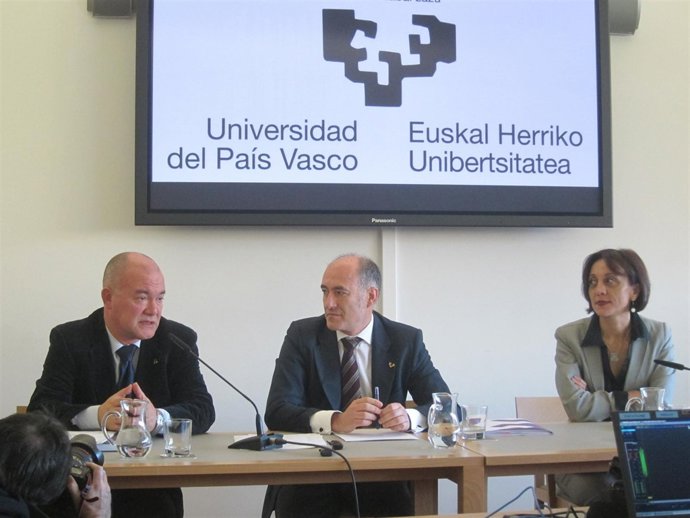 Rector De La UPV, Iñaki Goirizelaia, En El Centro
