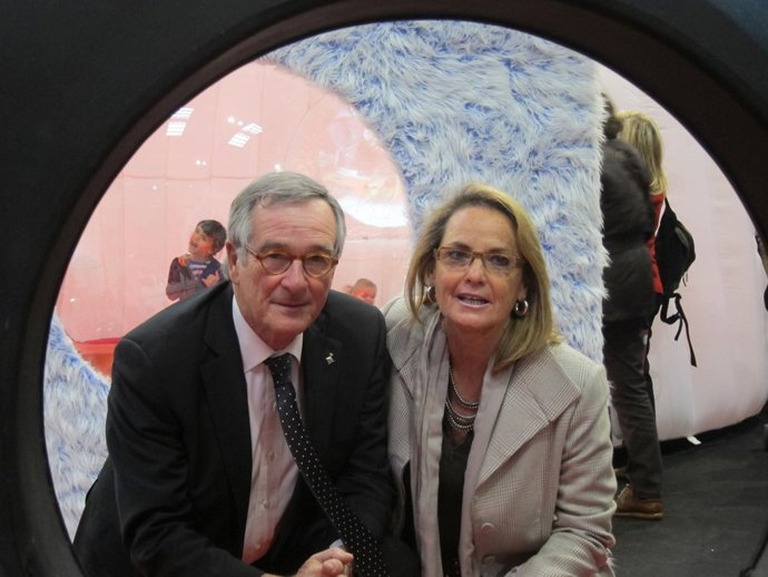 Xavier Trias Y Helena Rakosnik