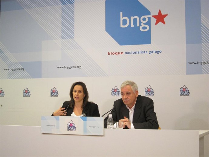 Ana Miranda Y Guillerme Vázquez En Rueda De Prensa