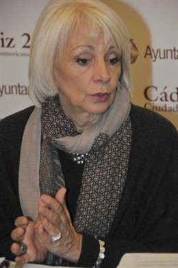 La Alcaldesa De Cádiz, Teófila Martínez