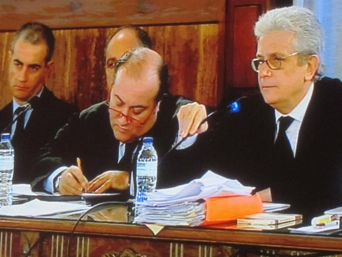 Costa Y Camps Detrás De Sus Abogados En La Segunda Semana Del Juicio