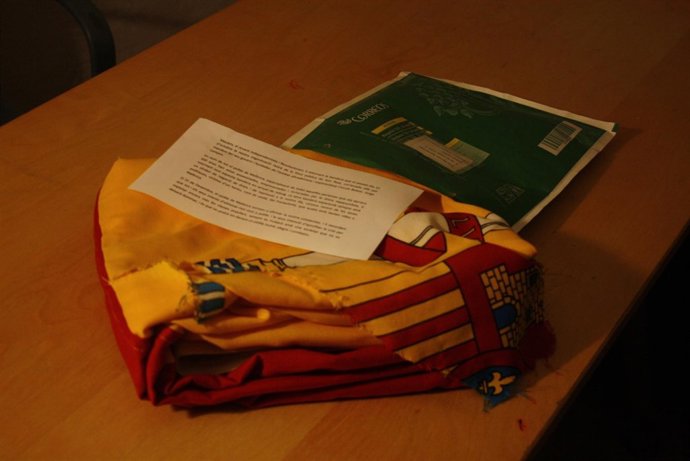 Carta Y Bandera Que Maulets Ha Enviado A Bauzá