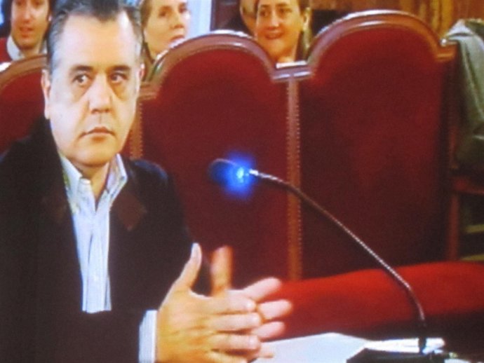 Cándido Herrero Declara En El 'Juicio De Los Trajes'