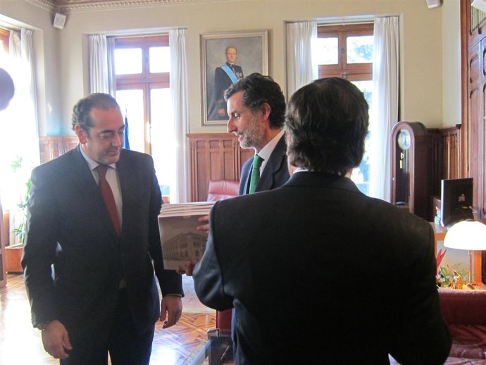 El Gobierno Entrega A Fernando Goñi El Proyecto De Presupuestos