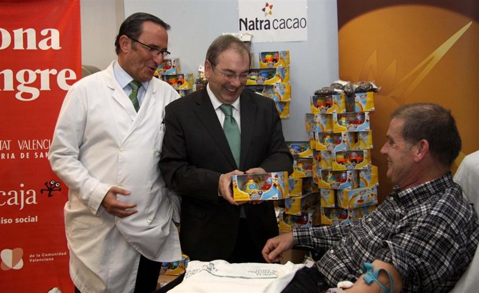 Luis Rosado Presenta La Campaña Navideña De Donación