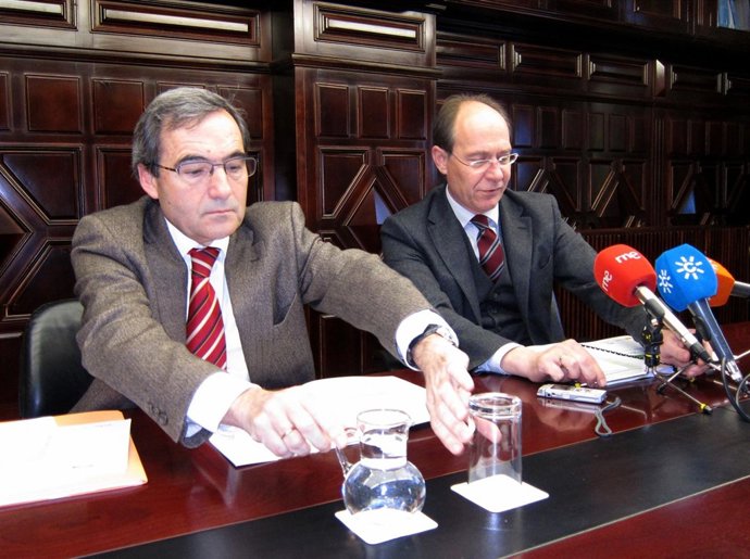 Eduardo Moyano Y José Juan Díaz Trillo