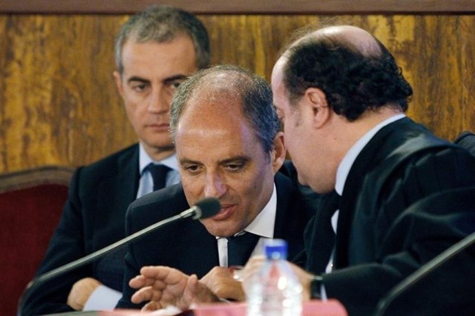 Camps En Un Momento Del Juicio (Archivo)