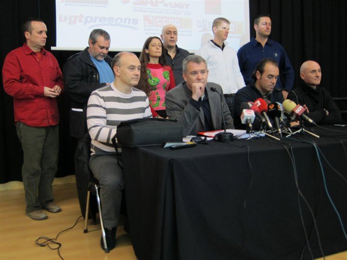 Los Sindicatos De Cuerpos Especiales Llaman Una Gran Manifestación