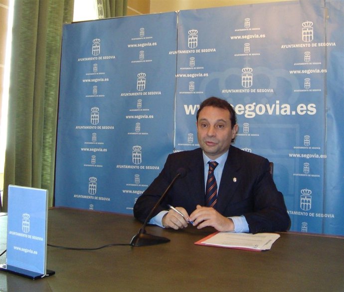 El Alcalde De Segovia, Pedro Arahuetes