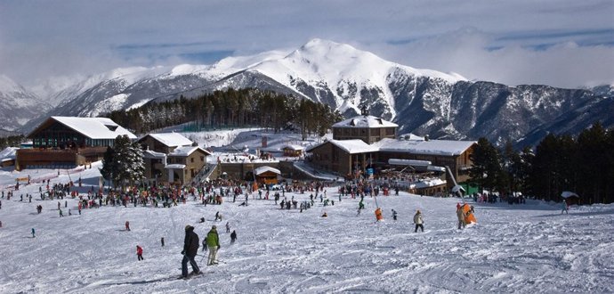 Aramon Vende Su 'Aramonbox' En Los Establecimientos VIP`S