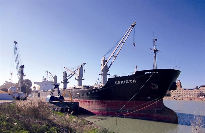 Buque 'Corinth'