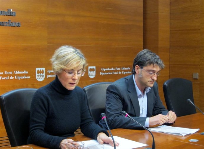 Garbiñe Errekondo Y Josu Ruiz