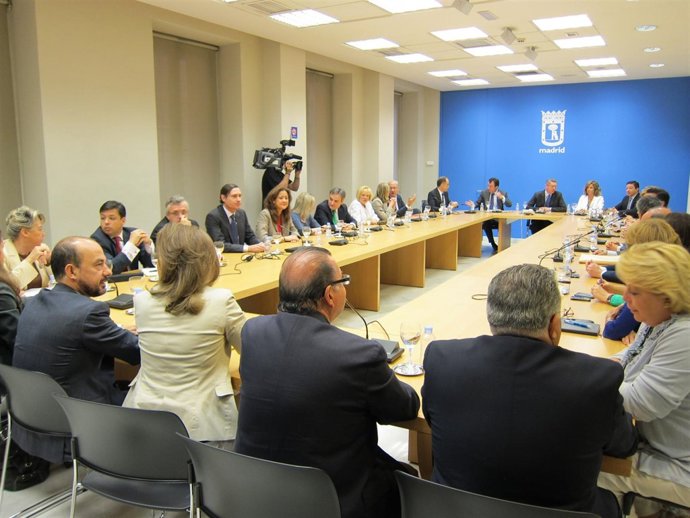Reunión Del Grupo Municipal Popular En Madrid