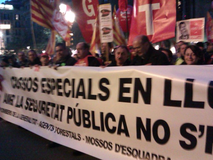 Manifestación De Los Cuerpos De Seguridad En Barcelona