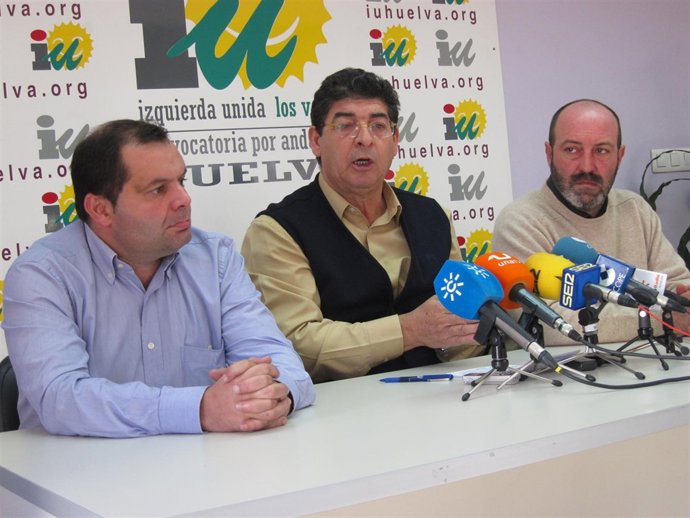 El Coordinador General De IULV-CA, Diego Valderas, En Una Rueda De Prensa.