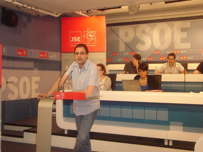César Luena, Diputado Del PSOE Por La Rioja