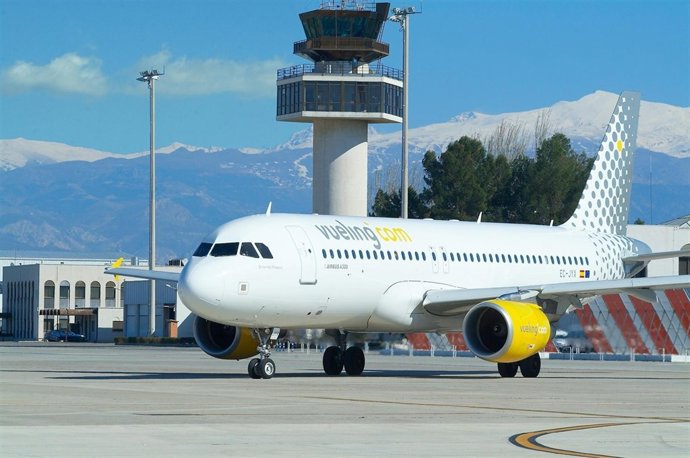 Avión De Vueling Por Europa Press 