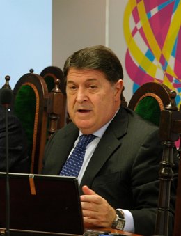 José Luis Olivas.