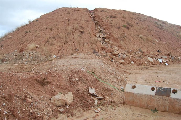 Imagen Del Vertedero De Bellosillo En Soria