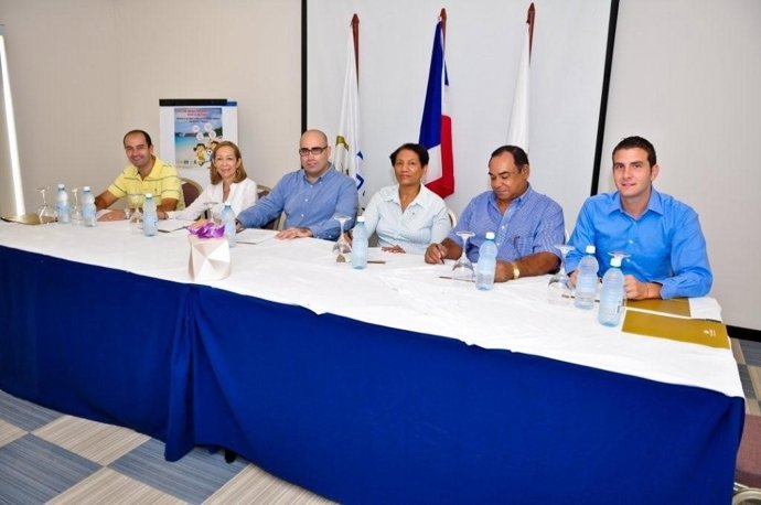 Firma Del Código Contra La Explotación Sexual Infantil