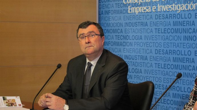 El Portavoz De Gobierno Y Consejero De Universidades, José Ballesta