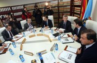 (AMP) El PSdeG carga contra "el remake de super Rueda" y el PPdeG define la situación como "normalidad administrativa"