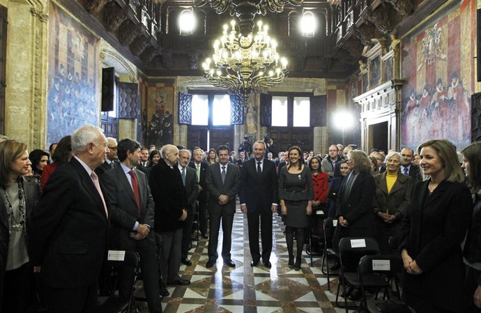 Fabra Llega, Junto A Císcar Y Catalá, Al Acto De Toma De Posesión De Ambos.